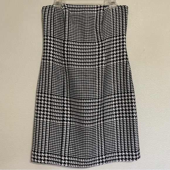 Bloomingdale's Strapless Bodycon Cocktail Dress Black White Houndstooth Size 8 - Picture 1 of 8